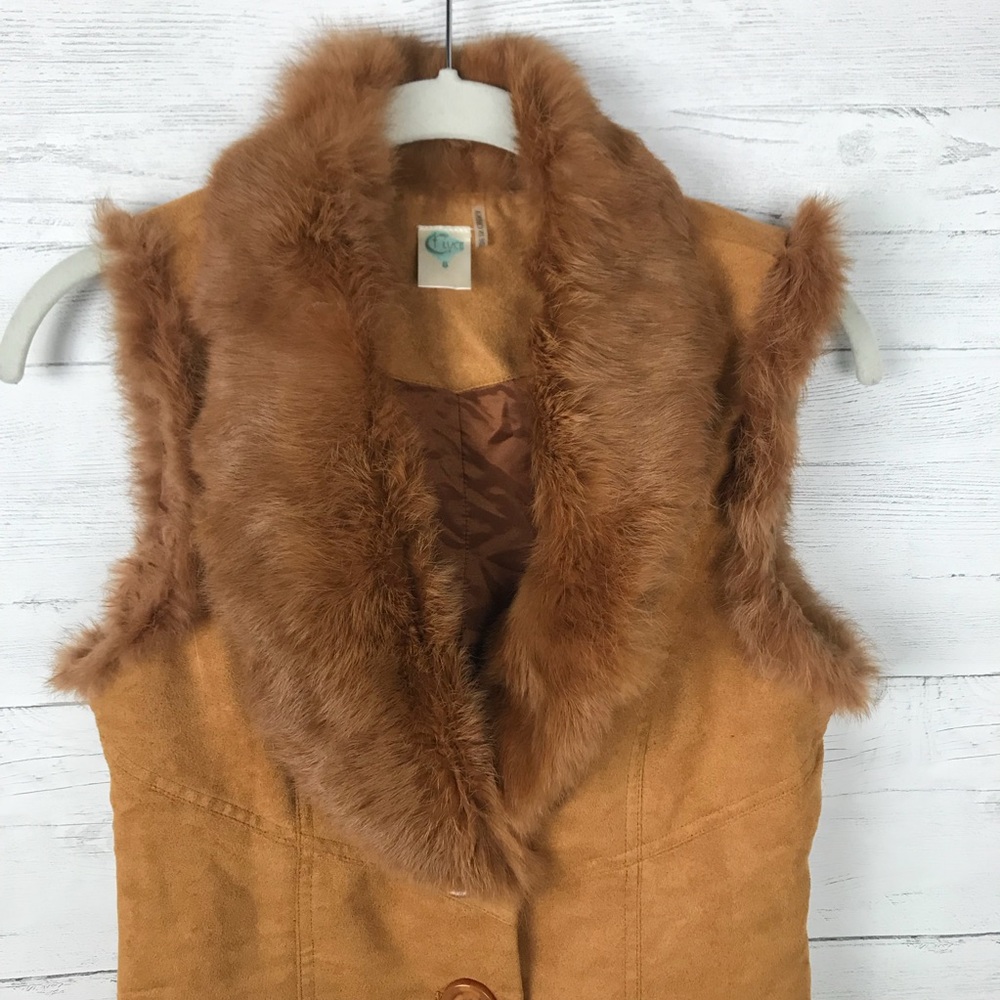 C. LUCE VEST - Picture 2 of 7